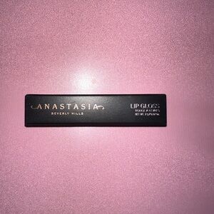 Anastasia Beverly Hills lipgloss in shade POTION BRAND NEW